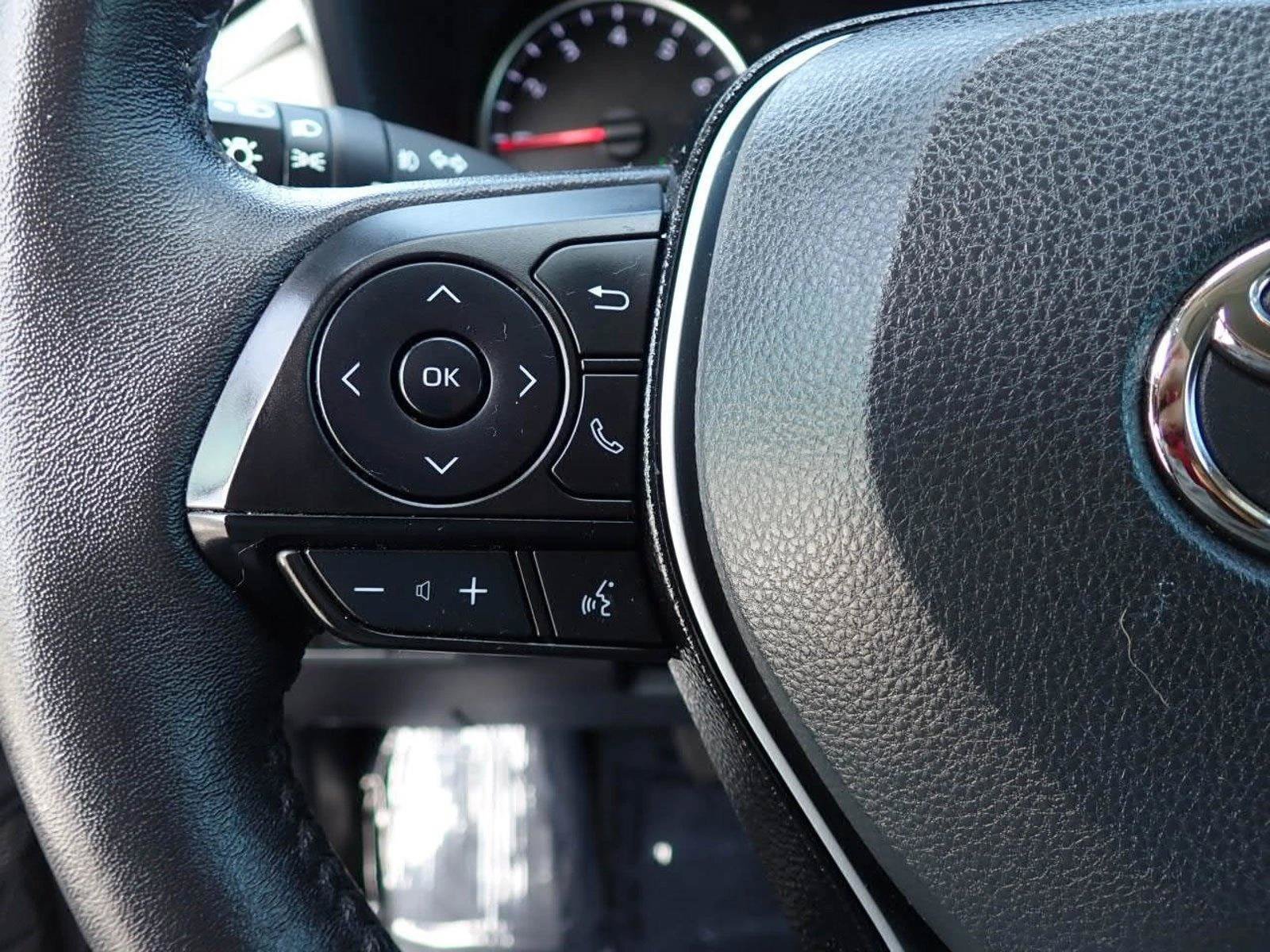 Certified 2021 Toyota RAV4 XLE Premium AWD/4WD image 16