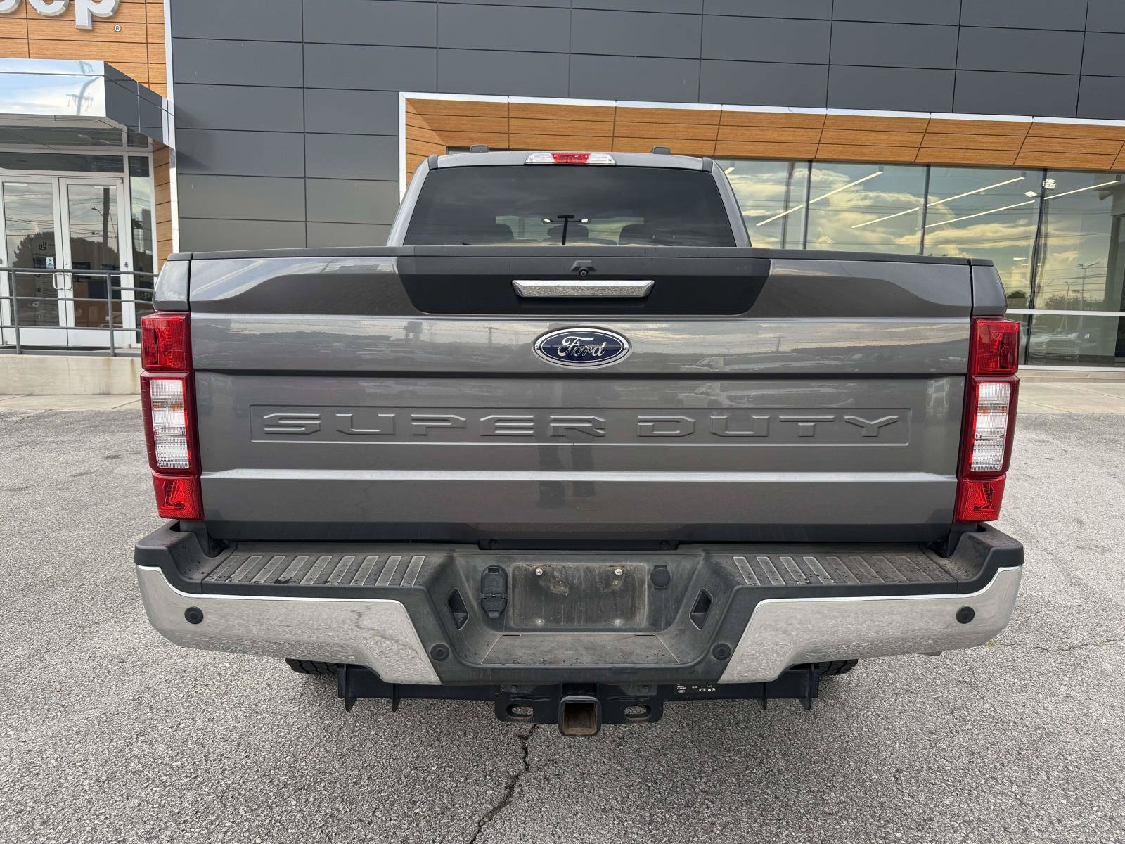 Used 2021 Ford F250 XLT w/ XLT Premium Package AWD/4WD image 5
