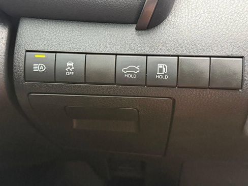 Used 2023 Toyota Camry XSE FWD image 17