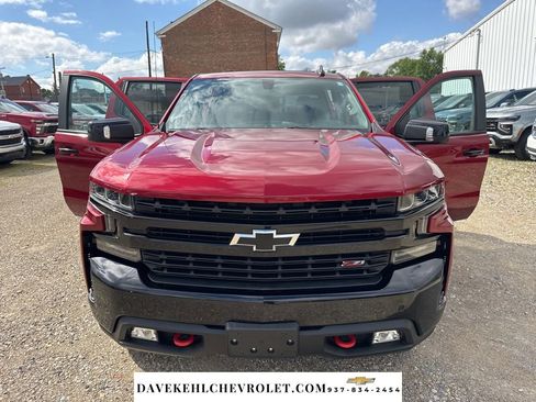 Used 2019 Chevrolet Silverado 1500 LT Trail Boss AWD/4WD image 9