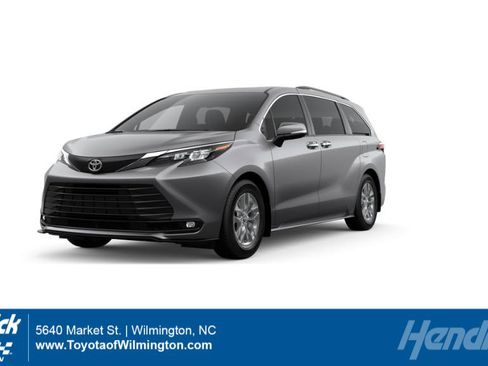 New 2026 Toyota Sienna XLE FWD image 1