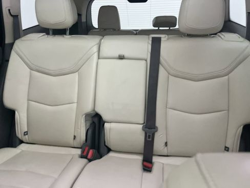 Used 2020 Cadillac XT6 Premium Luxury FWD image 24