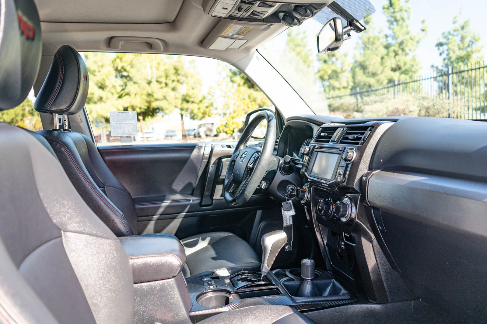 Used 2019 Toyota 4Runner TRD Off-Road Premium AWD/4WD image 20