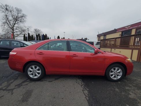 Used 2009 Toyota Camry XLE image 6