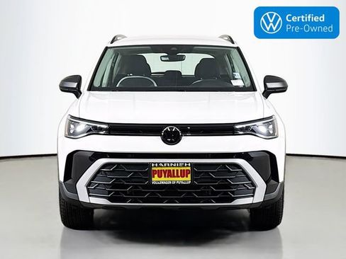 Certified 2025 Volkswagen Taos S image 2