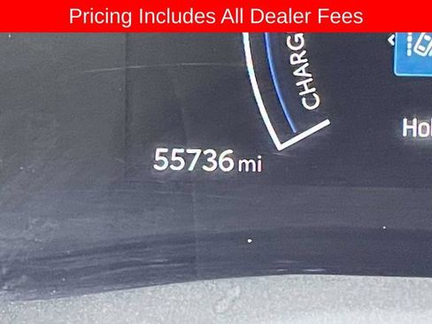 Used 2025 Toyota Camry SE FWD image 24