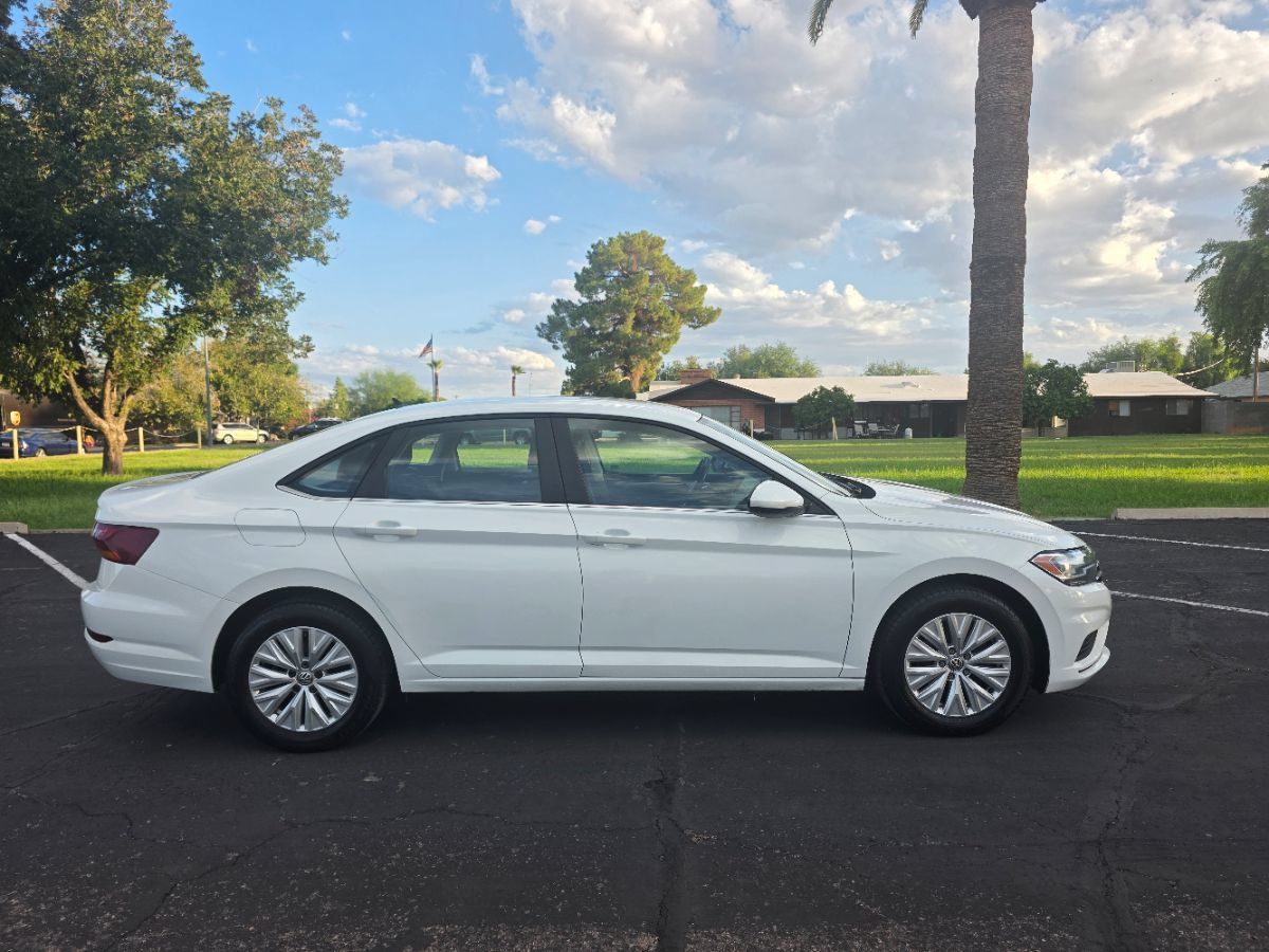 Used 2019 Volkswagen Jetta S w/ Driver Assistance Package FWD image 3