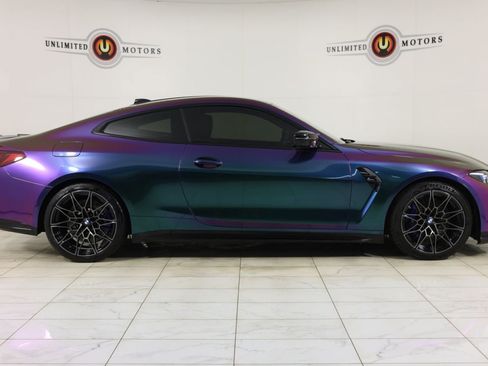 Used 2021 BMW M4 Competition w/ Executive Package RWD image 2