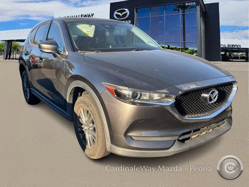 Used 2017 MAZDA CX-5 Touring image 6