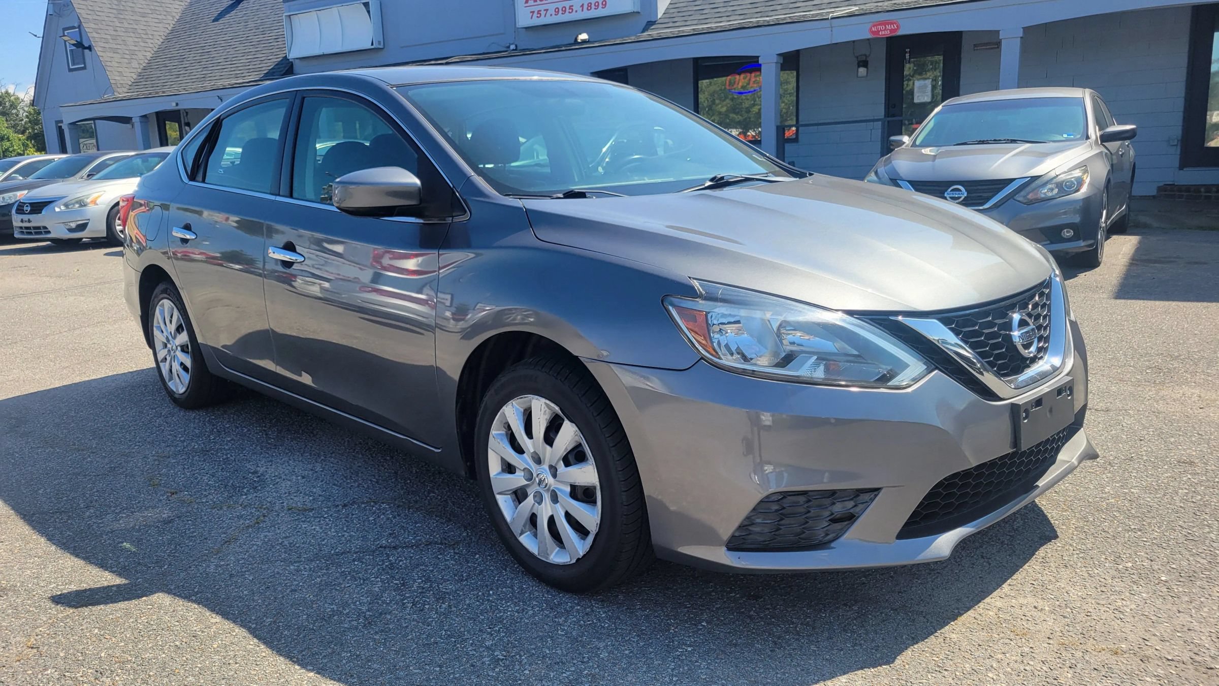 Used 2017 Nissan Sentra S FWD image 6