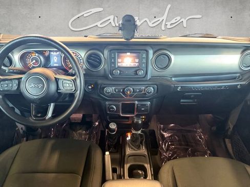 Used 2018 Jeep Wrangler Unlimited Sport image 3