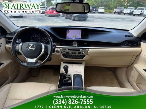 Used 2014 Lexus ES 350 w/ Luxury Package FWD image 14