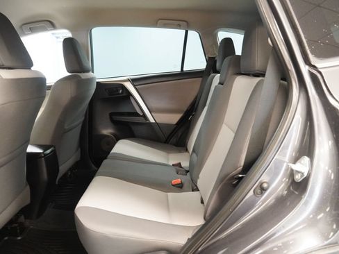 Used 2015 Toyota RAV4 LE AWD/4WD image 24
