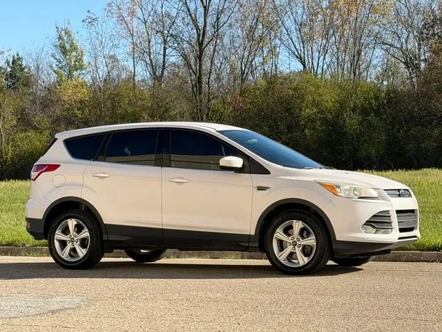 Used 2014 Ford Escape SE FWD image 34