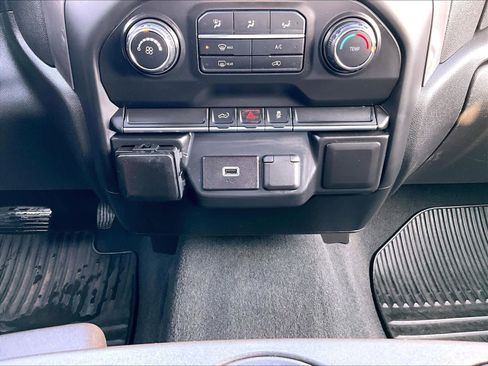 Used 2019 Chevrolet Silverado 1500 Custom w/ Custom Value Package image 26