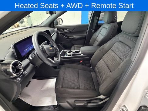 Used 2026 Chevrolet Equinox LT AWD/4WD image 9