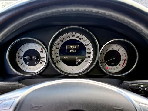 Used 2015 Mercedes-Benz E 400 4MATIC Coupe image 10