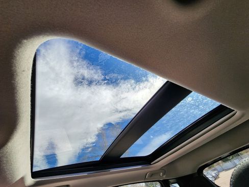 New 2026 Nissan Kicks SV w/ SV Premium Package image 17