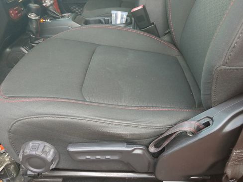 Used 2020 Jeep Wrangler Unlimited Rubicon image 19