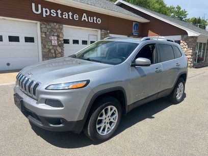 Used 2014 Jeep Cherokee Latitude w/ Comfort/Convenience Group