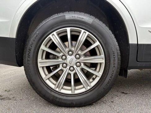 Used 2019 Cadillac XT5 Luxury FWD image 15