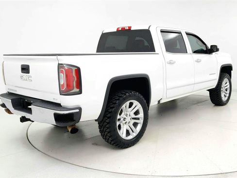 Used 2018 GMC Sierra 1500 SLT w/ SLT Premium Package AWD/4WD image 5