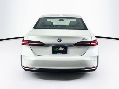 Used 2024 BMW 530i w/ Premium Package RWD image 7