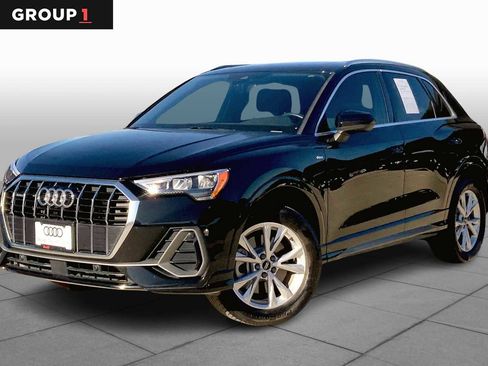 Used 2021 Audi Q3 2.0T Premium w/ Convenience Package image 1