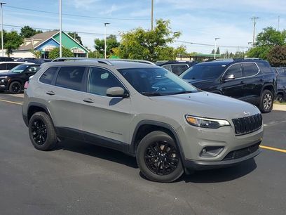 Used 2021 Jeep Cherokee Latitude Lux w/ Comfort/Convenience Group