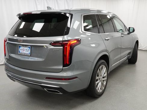 Certified 2023 Cadillac XT6 Premium Luxury AWD/4WD image 4