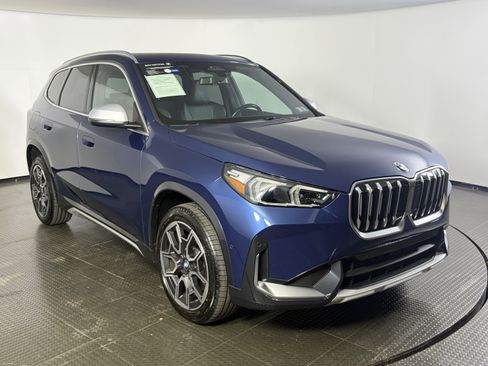 Certified 2024 BMW X1 xDrive28i w/ Convenience Package AWD/4WD image 3