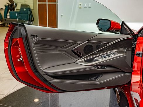 Used 2025 Chevrolet Corvette Z06 w/ Stealth Interior Trim Package RWD image 30