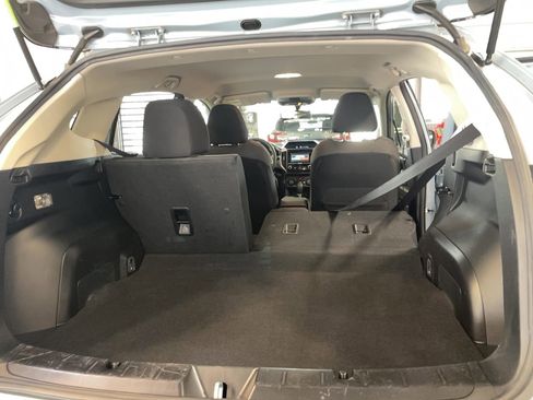 Used 2019 Subaru Crosstrek 2.0i image 17