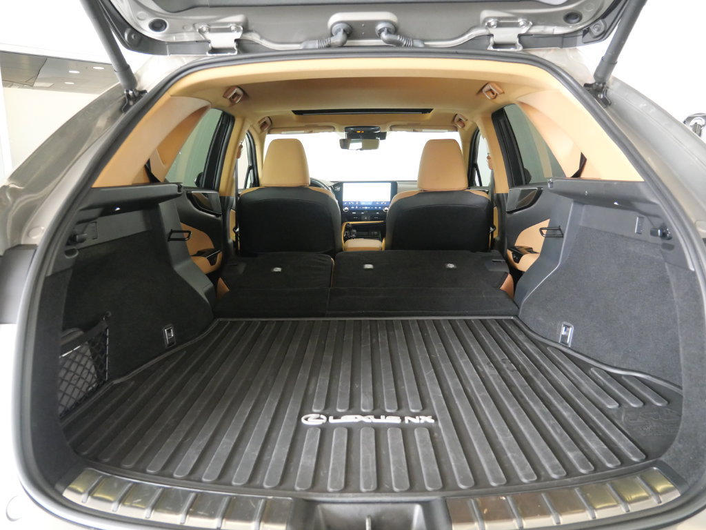 Certified 2025 Lexus NX 350 AWD w/ Accessory Package (2T) image 33