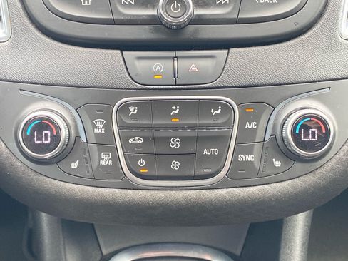 Used 2020 Chevrolet Malibu LT FWD image 22