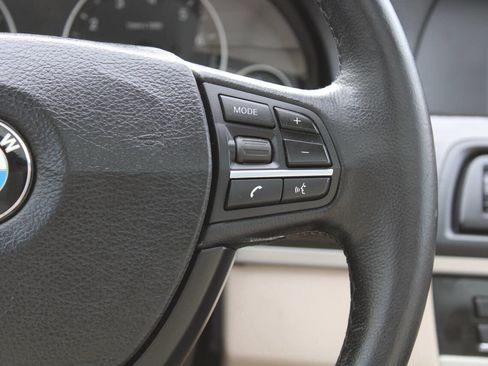Used 2011 BMW 535i xDrive Sedan image 40