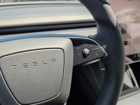 Used 2025 Tesla Model 3 Performance AWD/4WD image 17