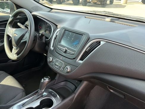Used 2018 Chevrolet Malibu LS FWD image 68