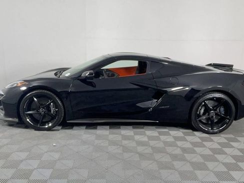 New 2025 Chevrolet Corvette E-Ray w/ ZER Performance Package image 7
