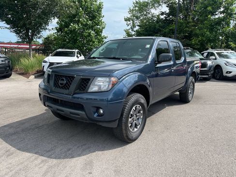 Used 2017 Nissan Frontier Desert Runner RWD image 3