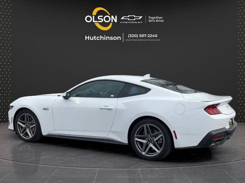 Used 2024 Ford Mustang GT Premium RWD image 7
