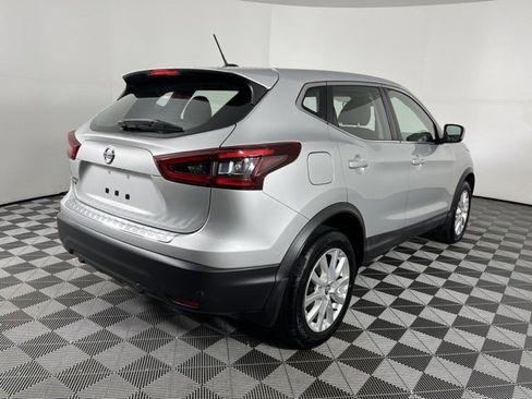 Used 2020 Nissan Rogue Sport S w/ Appearance Package FWD image 8