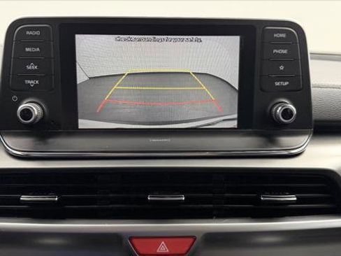 Used 2021 Kia Telluride LX FWD image 29