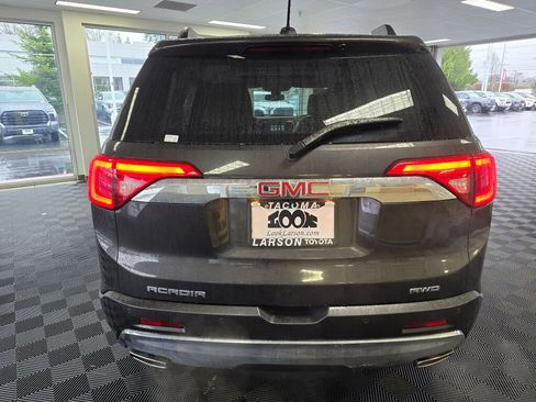 Used 2019 GMC Acadia Denali w/ Technology Package image 4