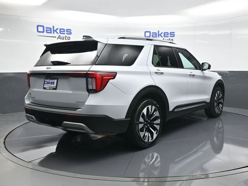 Used 2025 Ford Explorer Platinum w/ LUX Leather Package AWD/4WD image 8