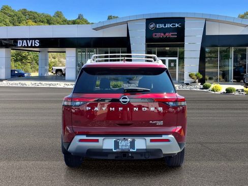 Used 2024 Nissan Pathfinder Platinum AWD/4WD image 5
