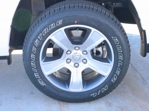 New 2026 RAM 1500 Express RWD image 17