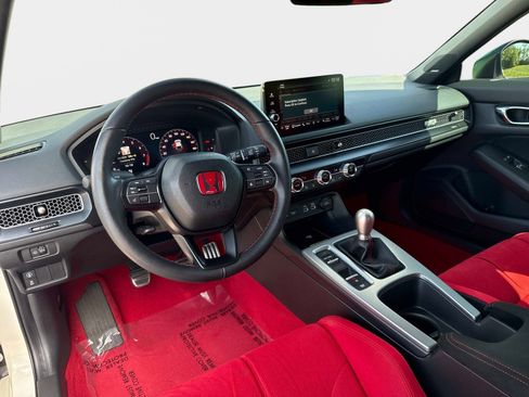 Used 2024 Honda Civic Type R image 15