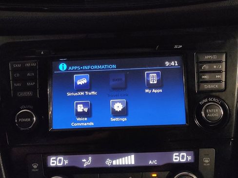 Used 2017 Nissan Rogue SV w/ SV Premium Package FWD image 25