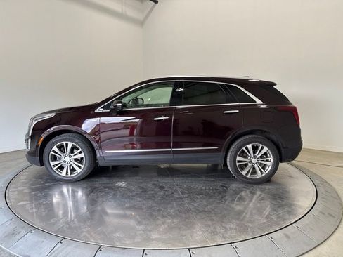 Used 2021 Cadillac XT5 Premium Luxury FWD image 4